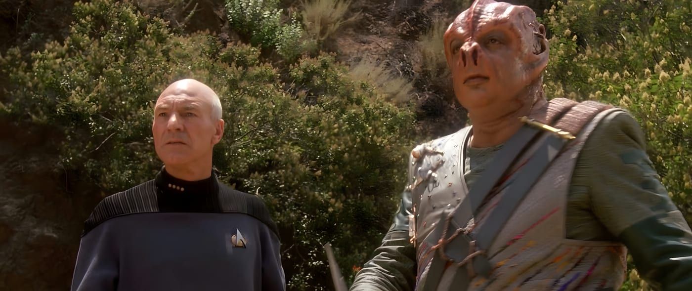 Captain Dathon standing outdoors on El-Adrel IV.